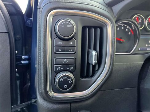 Certified 2022 Chevrolet Silverado 1500 LT image 19