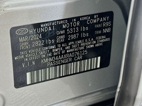 Used 2024 Hyundai Ioniq 6 SEL RWD image 12