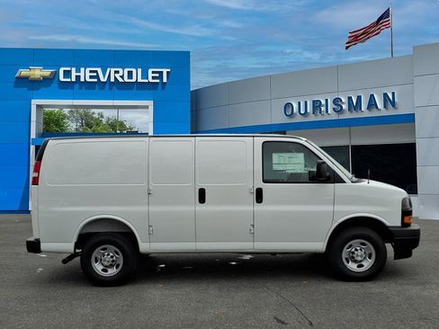 New 2025 Chevrolet Express 2500 image 2