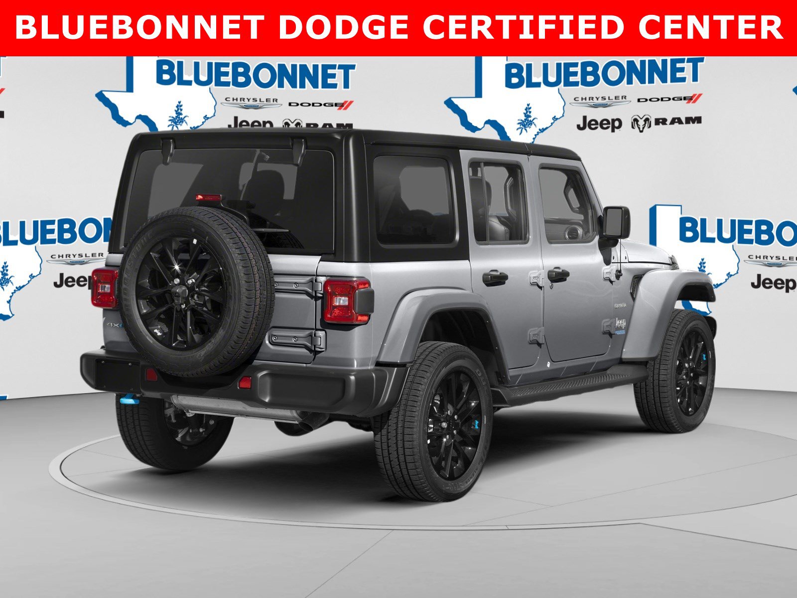 Used 2023 Jeep Wrangler Unlimited Rubicon 4xe w/ Cold Weather Group AWD/4WD image 2