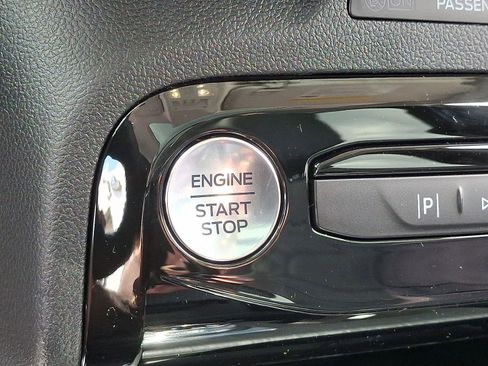 New 2024 Ford Escape SE w/ PHEV Premium Package FWD image 19