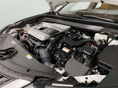 Used 2019 Lexus UX 250h w/ Premium Package image 85