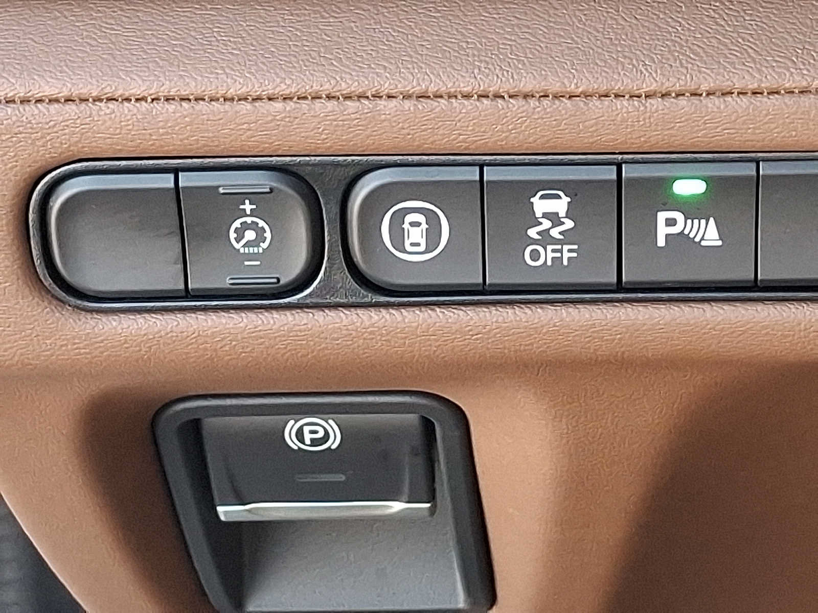Used 2024 Acura MDX w/ Technology Package AWD/4WD image 25