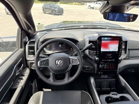 New 2026 RAM 3500 Laramie AWD/4WD image 13