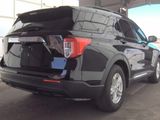 Used 2021 Ford Explorer XLT image 4