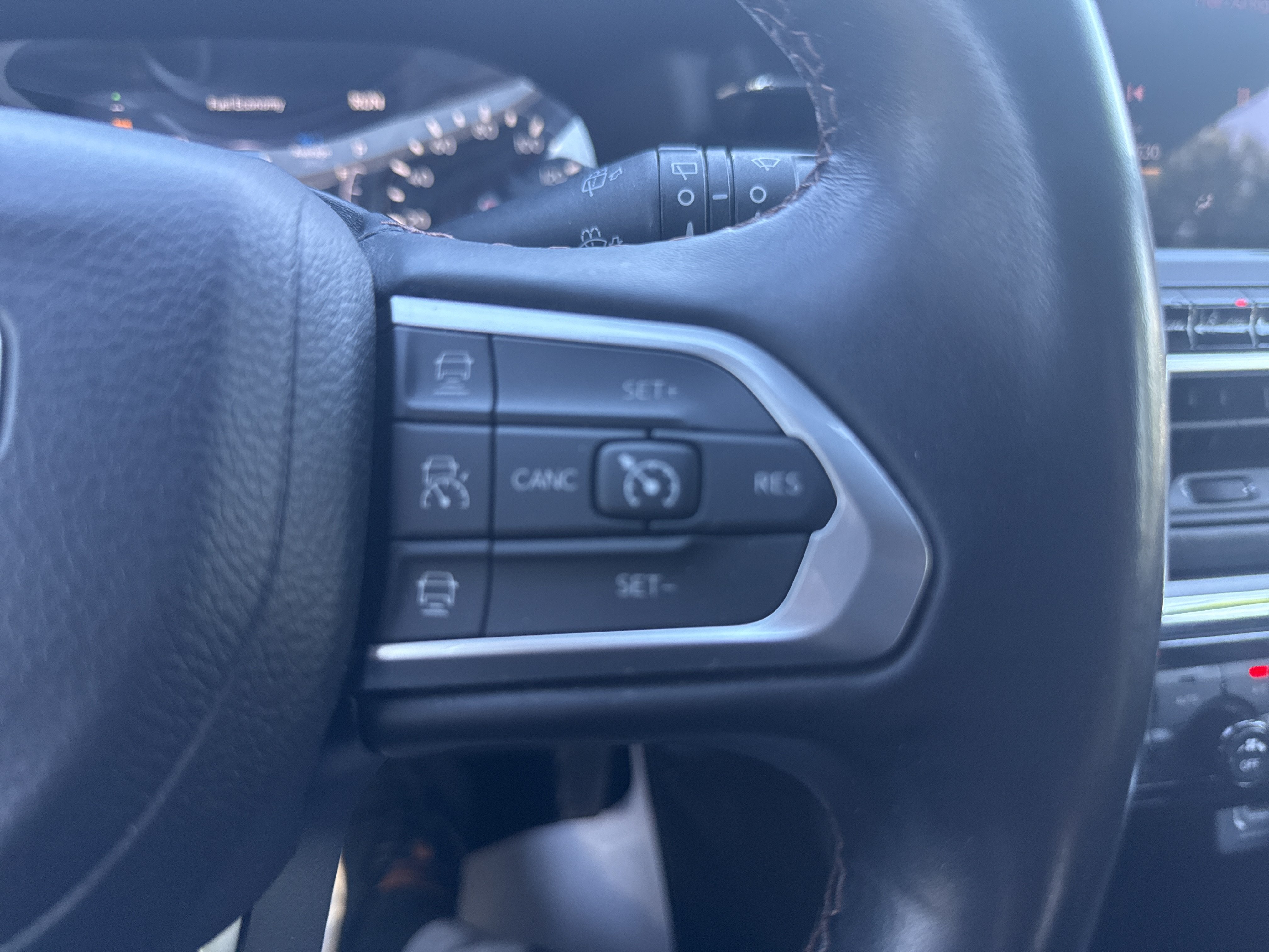 Used 2022 Jeep Compass Limited AWD/4WD image 24