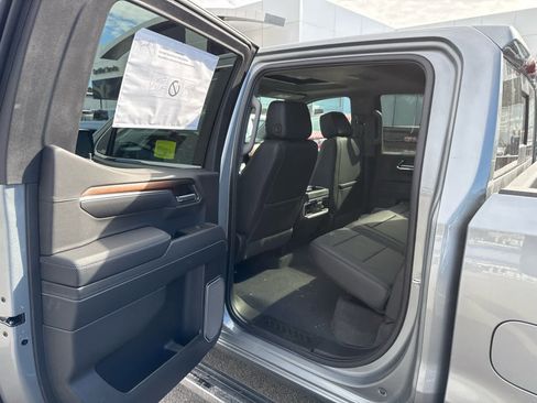 New 2026 GMC Sierra 1500 Denali w/ Denali Reserve Package image 12