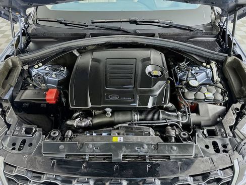Used 2020 Land Rover Range Rover Velar R-Dynamic S image 31
