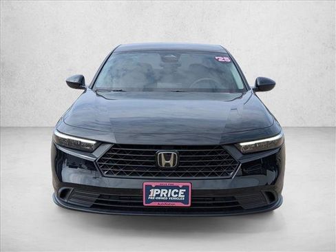 Used 2025 Honda Accord LX image 2