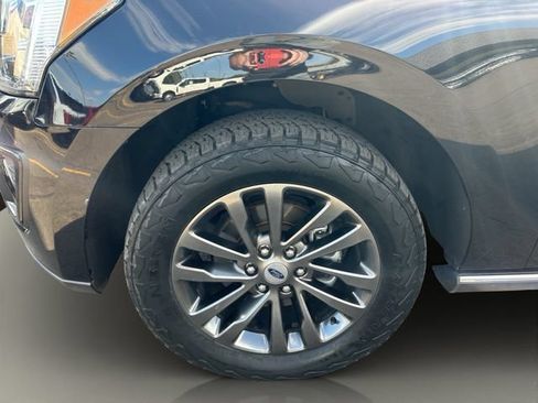 Certified 2020 Ford Expedition Limited AWD/4WD image 12