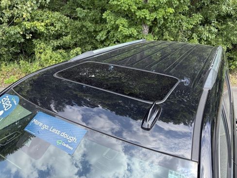 Certified 2020 GMC Yukon Denali w/ Denali Ultimate Package image 11