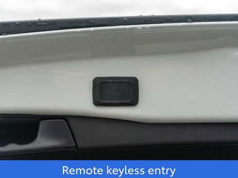 Used 2023 Toyota RAV4 XLE image 11