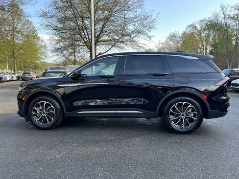 Certified 2026 Lincoln Nautilus Premier w/ Equipment Group 102A AWD/4WD image 4