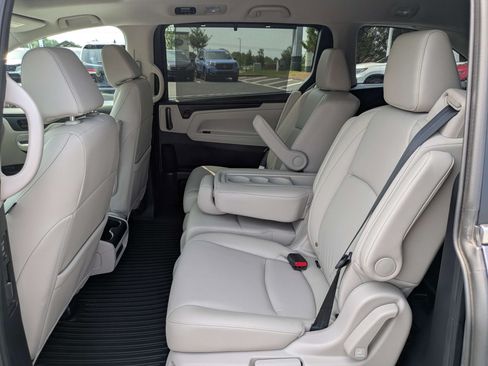 Certified 2025 Honda Odyssey EX-L image 21