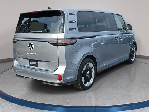 New 2025 Volkswagen ID. Buzz Pro S image 5