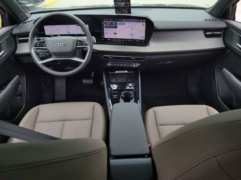 New 2026 Audi Q3 quattro 2.0T AWD/4WD image 23