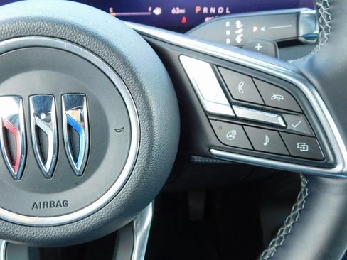 Used 2025 Buick Enclave Sport Touring image 38