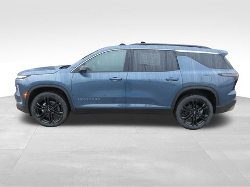 New 2026 Chevrolet Traverse LT w/ LPO, Floor Liner Package image 2