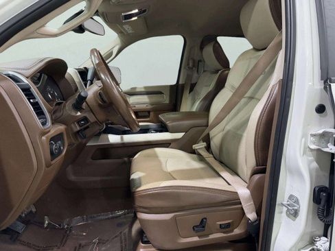 Used 2020 RAM 2500 Laramie image 33