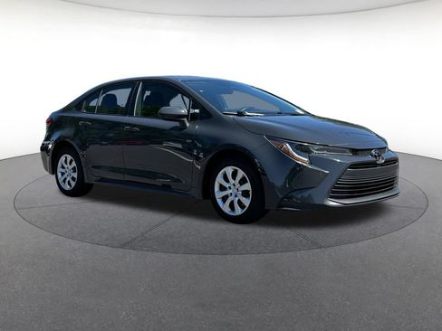 Used 2024 Toyota Corolla LE FWD image 8