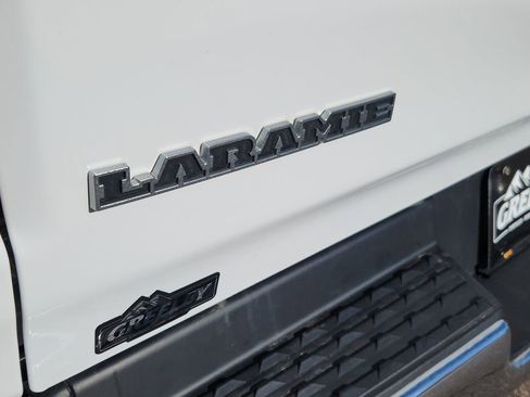 Used 2021 RAM 1500 Laramie image 12
