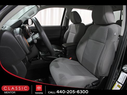 Certified 2023 Toyota Tacoma SR AWD/4WD image 5