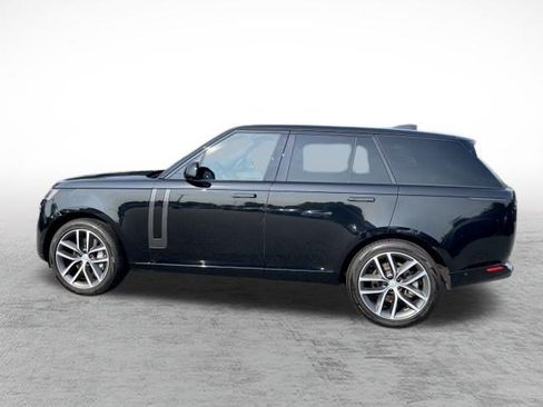 Used 2025 Land Rover Range Rover SE AWD/4WD image 5