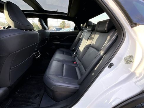 Used 2025 Toyota Crown Platinum image 15