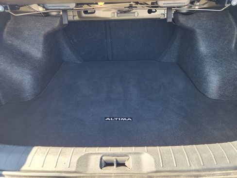 Used 2024 Nissan Altima 2.5 SV image 21