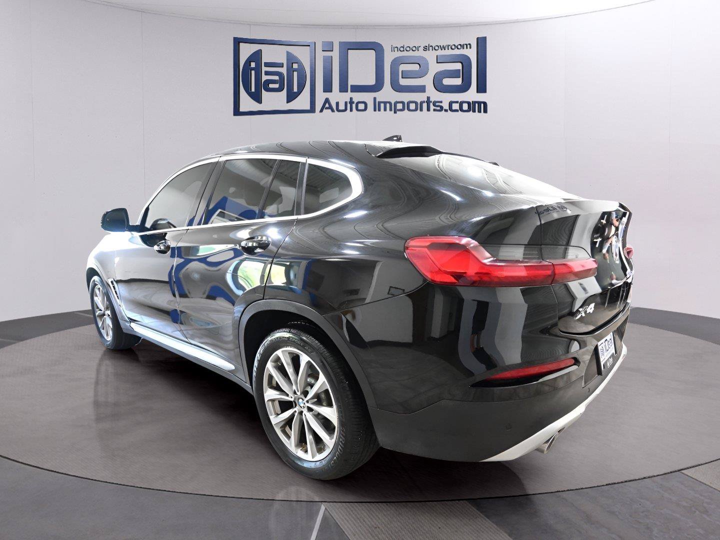 Used 2019 BMW X4 xDrive30i w/ Convenience Package AWD/4WD image 3