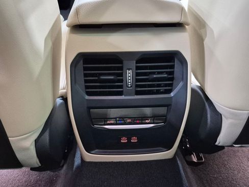 Used 2024 BMW i4 eDrive40 w/ Convenience Package RWD image 18