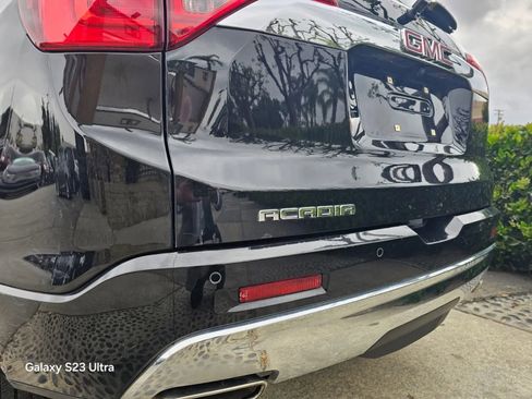 Used 2017 GMC Acadia Denali w/ Technology Package image 9