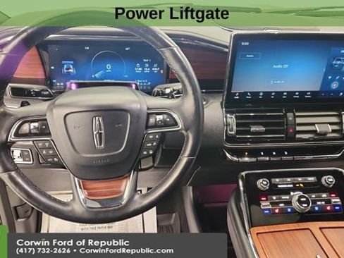 Used 2023 Lincoln Navigator L Reserve w/ Equipment Group 201A image 17