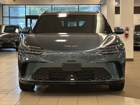 New 2026 Genesis GV60 RWD image 9