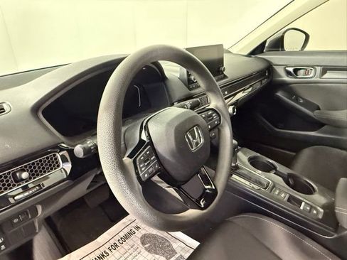 Used 2022 Honda Civic LX image 11