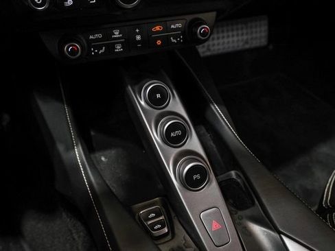 Used 2019 Ferrari Portofino image 34