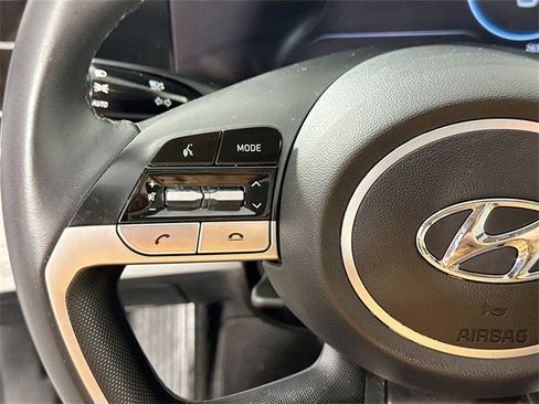 Used 2023 Hyundai Elantra Limited w/ Cargo Package image 24