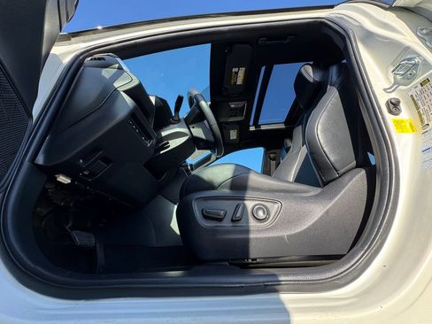 Used 2021 Toyota RAV4 XSE AWD/4WD image 15