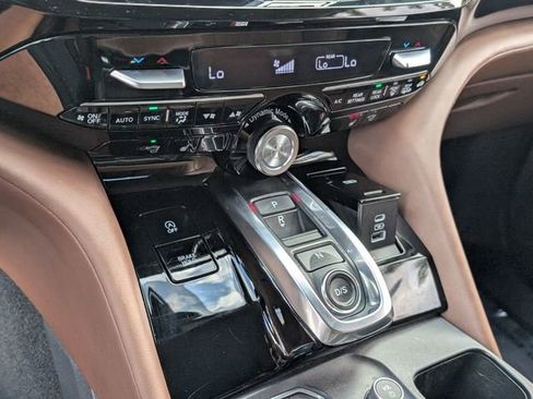 Certified 2022 Acura MDX SH-AWD w/ Technology Package image 33