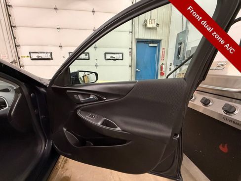 Used 2023 Chevrolet Malibu LT w/ Driver Confidence Package image 29