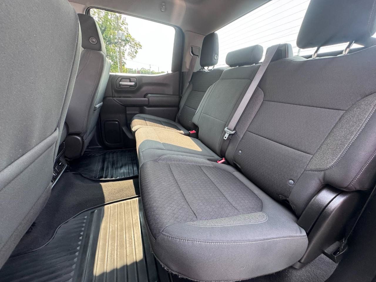Used 2019 Chevrolet Silverado 1500 LT w/ All-Star Edition AWD/4WD image 17