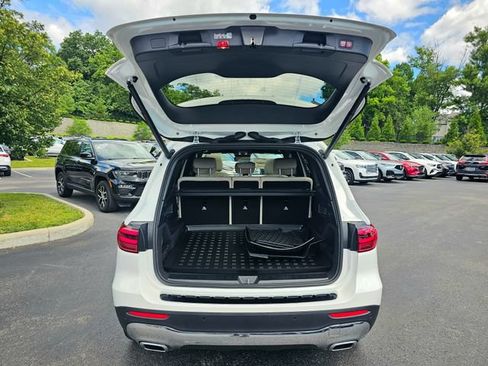 New 2026 Mercedes-Benz GLB 250 4MATIC image 9
