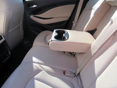 Used 2018 Buick Envision Preferred AWD/4WD image 27