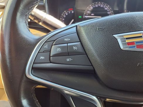 Used 2019 Cadillac XT5 Base image 15