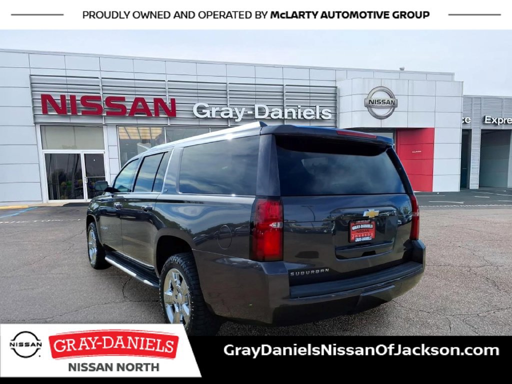 Used 2016 Chevrolet Suburban LT w/ Luxury Package AWD/4WD image 5