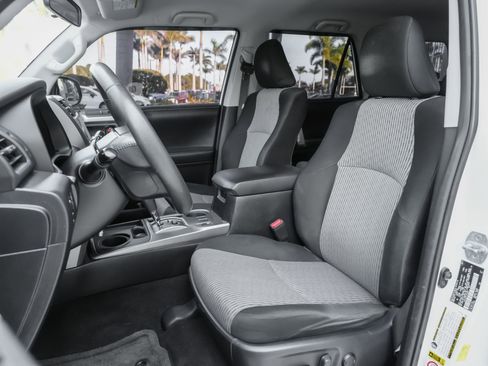 Used 2018 Toyota 4Runner SR5 RWD image 16