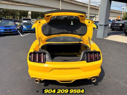 Used 2017 Ford Mustang GT RWD image 27