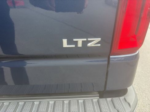 Certified 2020 Chevrolet Silverado 1500 LTZ w/ LTZ Premium Package image 19