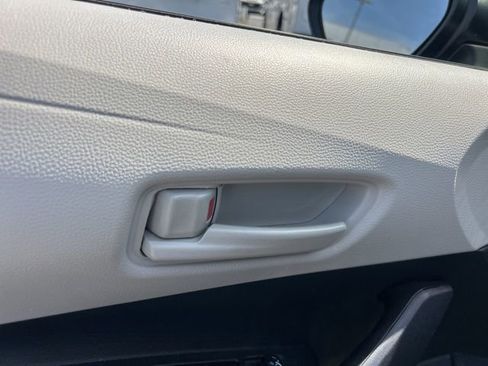 Used 2025 Toyota Corolla LE FWD image 12