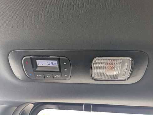 Used 2025 Honda Odyssey Sport-L image 24